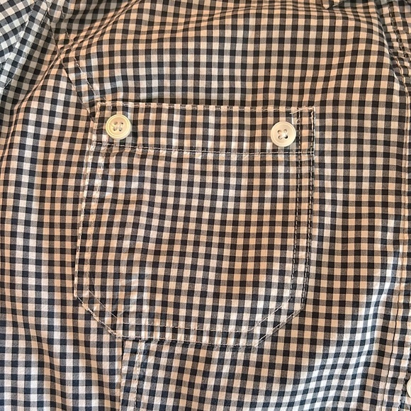 Womens Cotton navy Gingham Shirt. Jones New York. Tags say Lg. but fits like Med - Picture 4 of 12